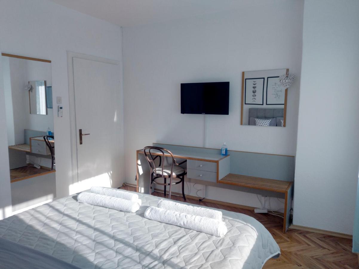The House Apartments & Guest Rooms Ohrid Exteriör bild