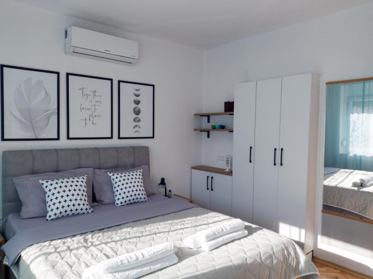 The House Apartments & Guest Rooms Ohrid Exteriör bild