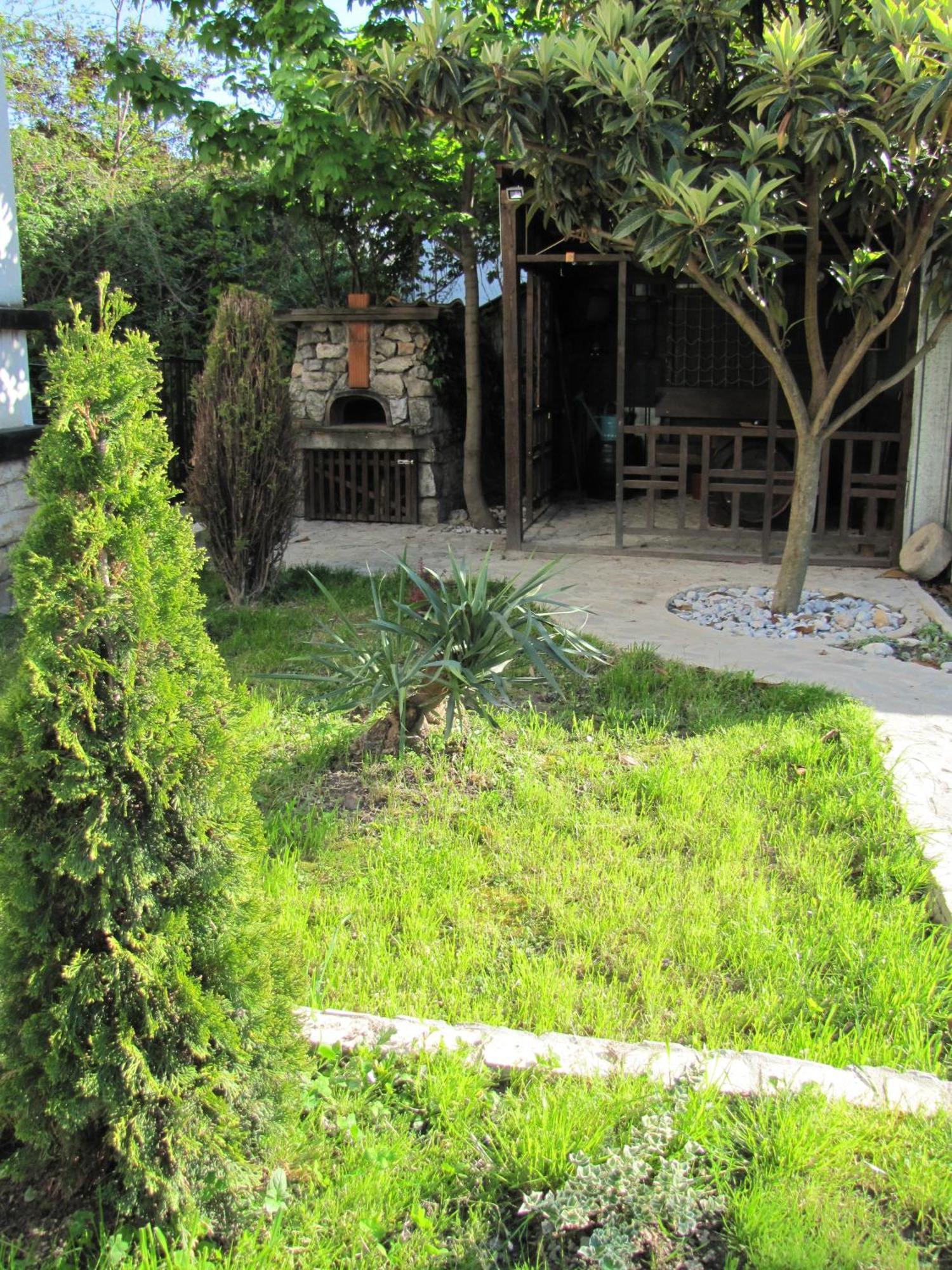 The House Apartments & Guest Rooms Ohrid Exteriör bild
