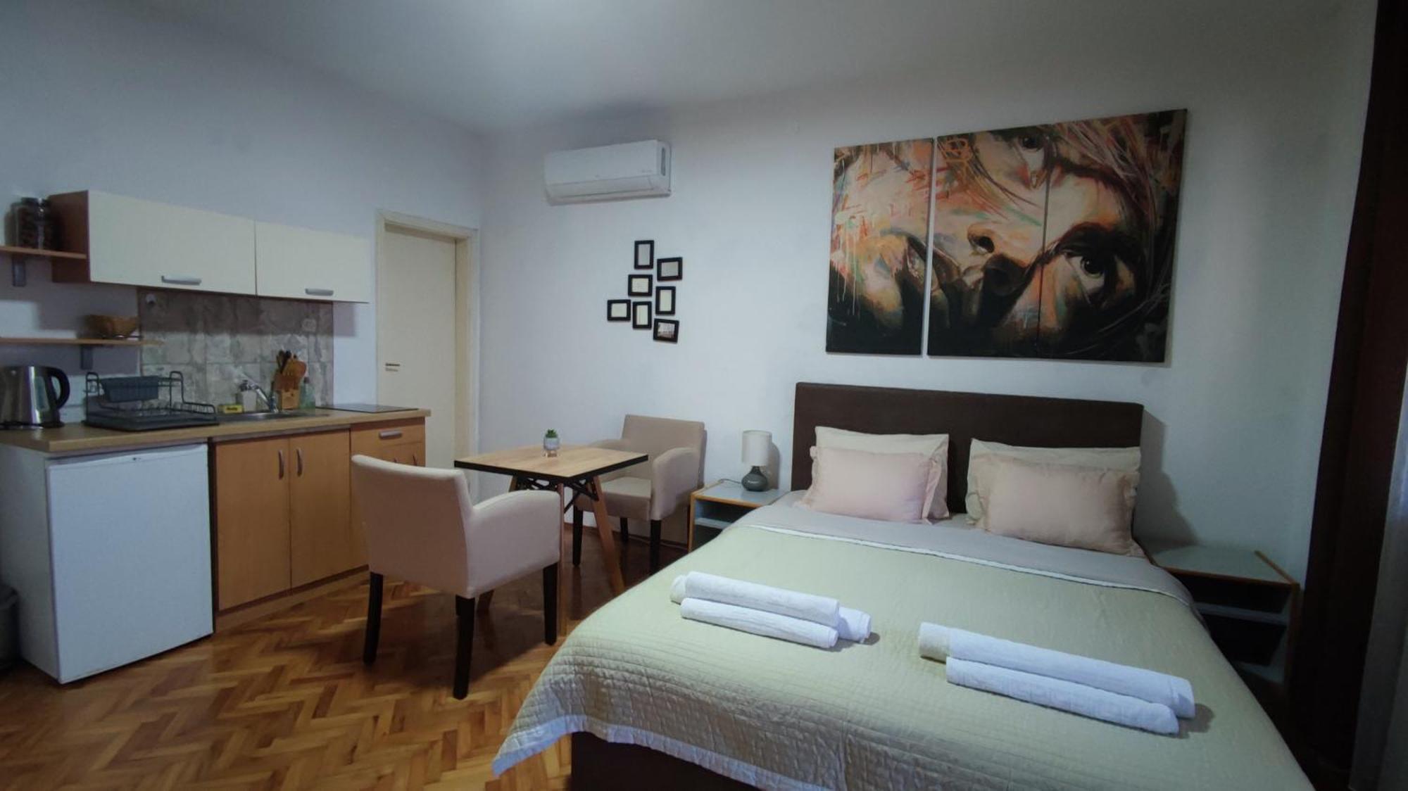 The House Apartments & Guest Rooms Ohrid Exteriör bild